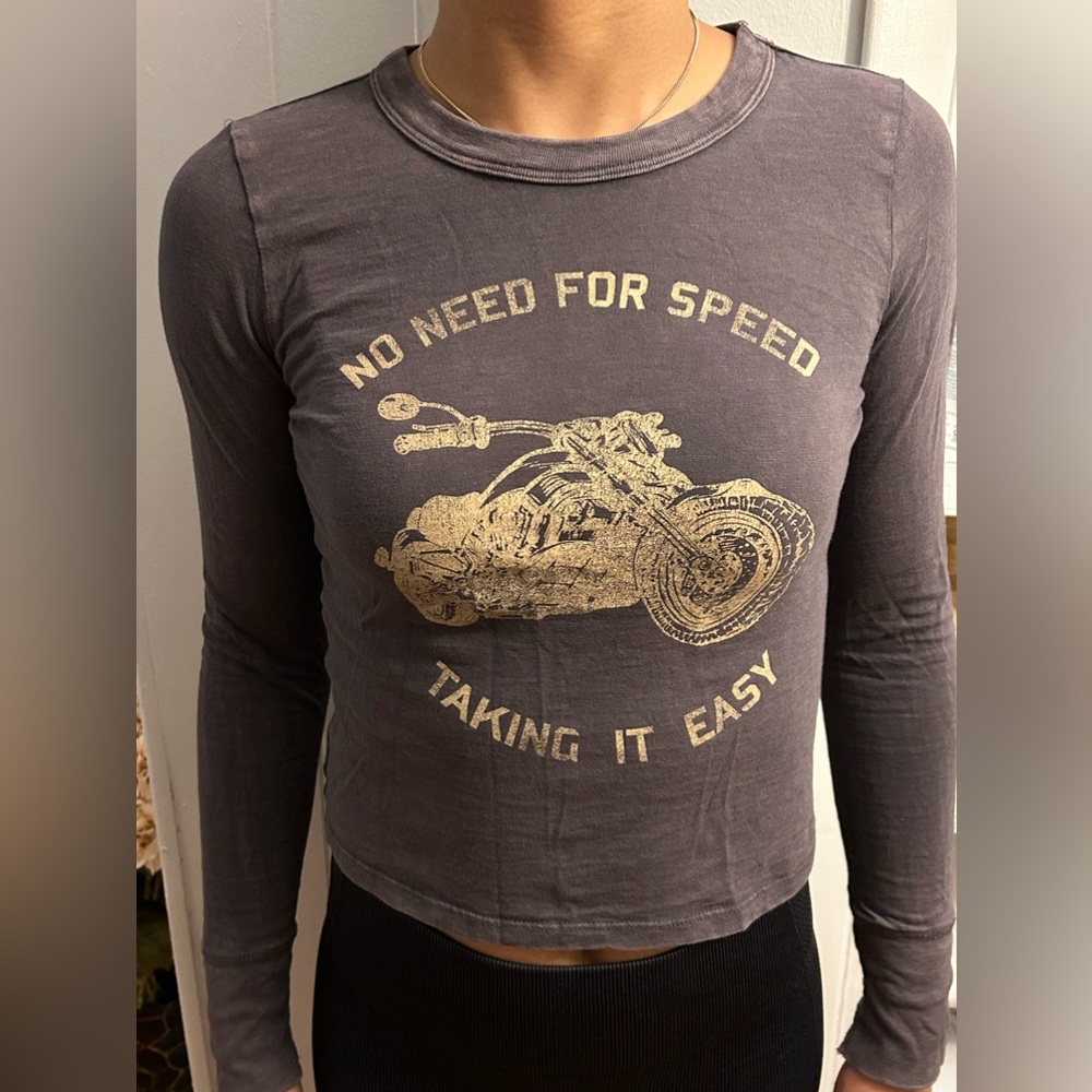 Aerie “ No Need For Speed ” cropped long sleeve!